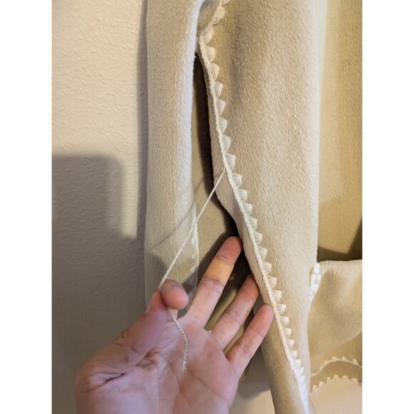 vici cream fleece belted trimmed coat size Medium - Picture 4 of 9